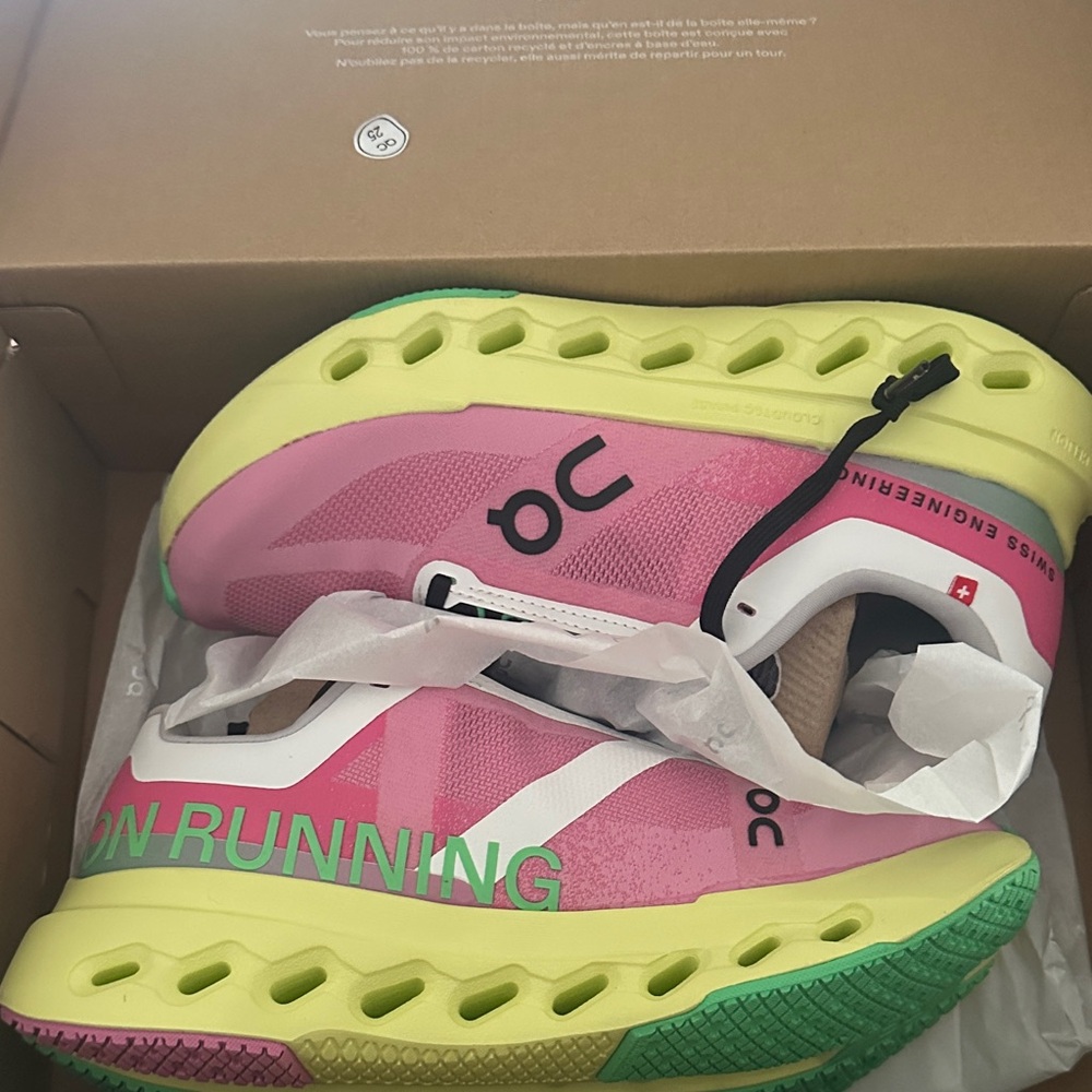 On Running Womens Cloudsurfer Next Pink/Limelight 7.5 M